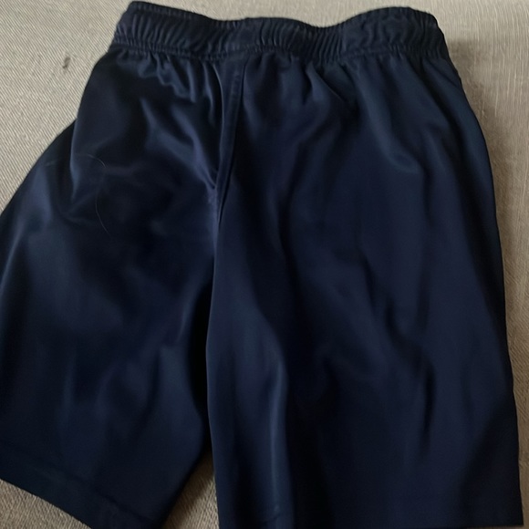 Use good condition. - Picture 2 of 2